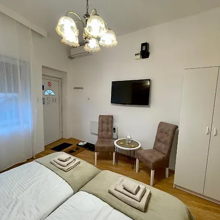 Lusi Apartament *
